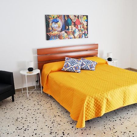 Palermo Centro-Borgo Vecchio "Casa Dalle Zie" Bagian luar foto