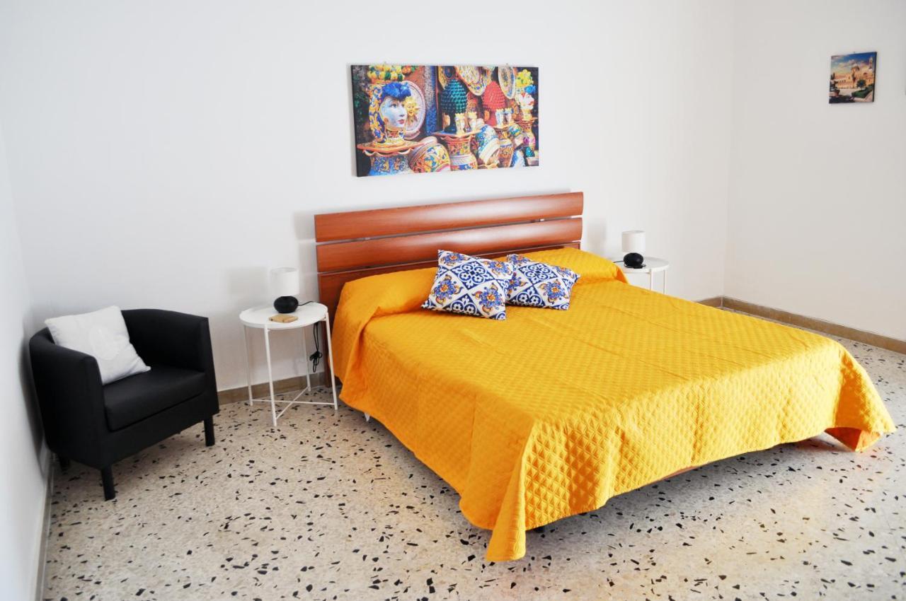 Palermo Centro-Borgo Vecchio "Casa Dalle Zie" Bagian luar foto